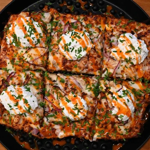Buffalo Chicken Dip Pizza - Detroit