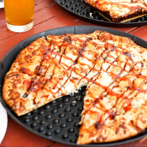 Spicy Balsamic Pear & Gorgonzola Pizza - Sm.