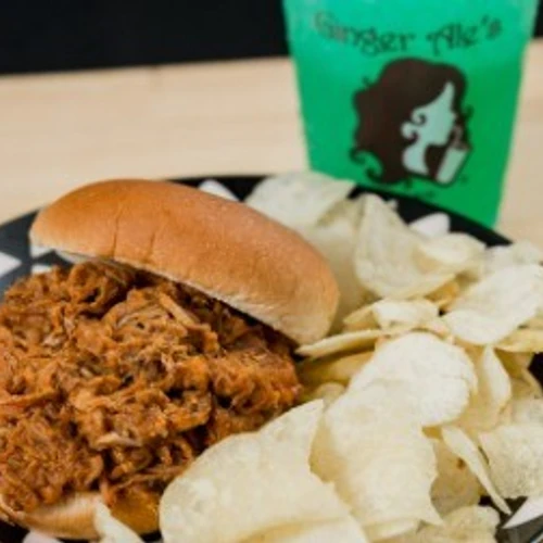 Combo #2 - Pulled Pork Sandwich, Chips and 16oz (Tea or Lemonade)